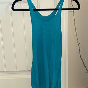 lululemon turquoise tank top